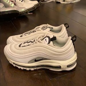 Nike 97’s white